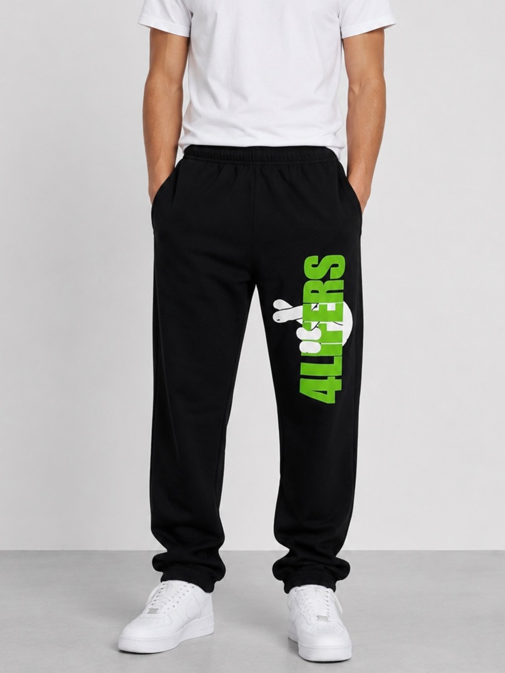 4LIFERS men’s Black Sweatpants Green Graphic Joggers Size XL NWOT